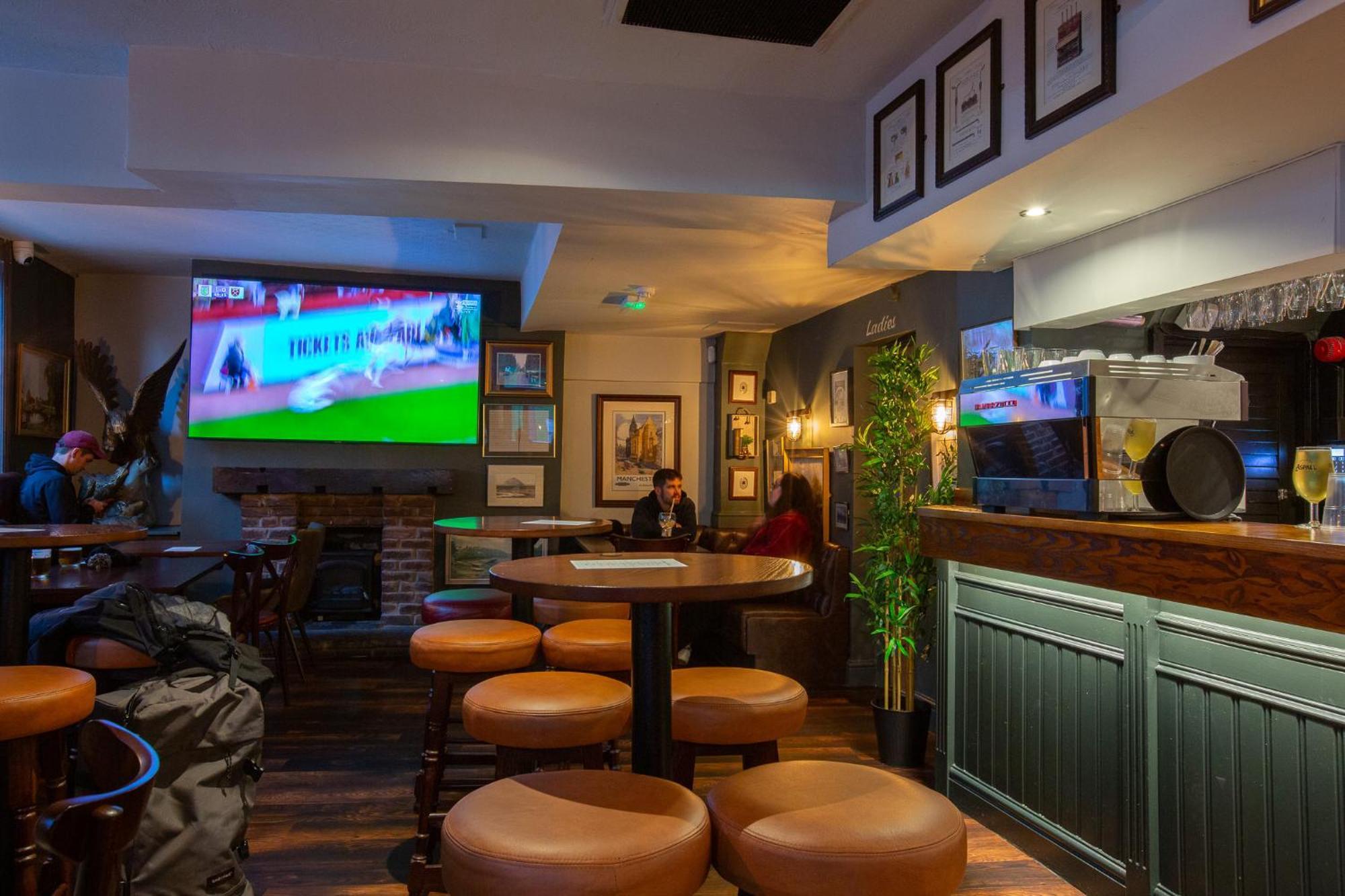 The Crown & Anchor Hotel Manchester Ngoại thất bức ảnh